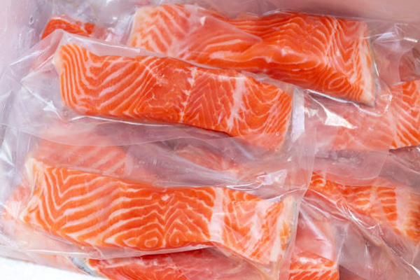 Основной инструмент для перевозки продуктов переработки рыбы.